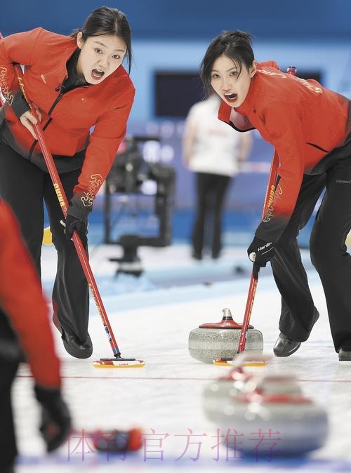 人在奥运年 中国女子冰壶队：带着荆棘与荣光出发